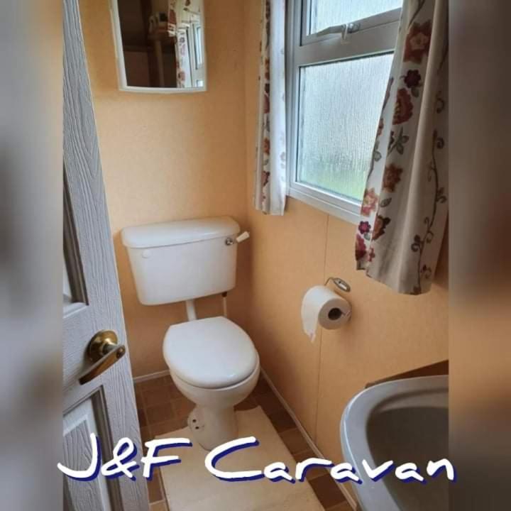 6 Berth Caravan The Grange Ingoldmells Skegness Exterior photo