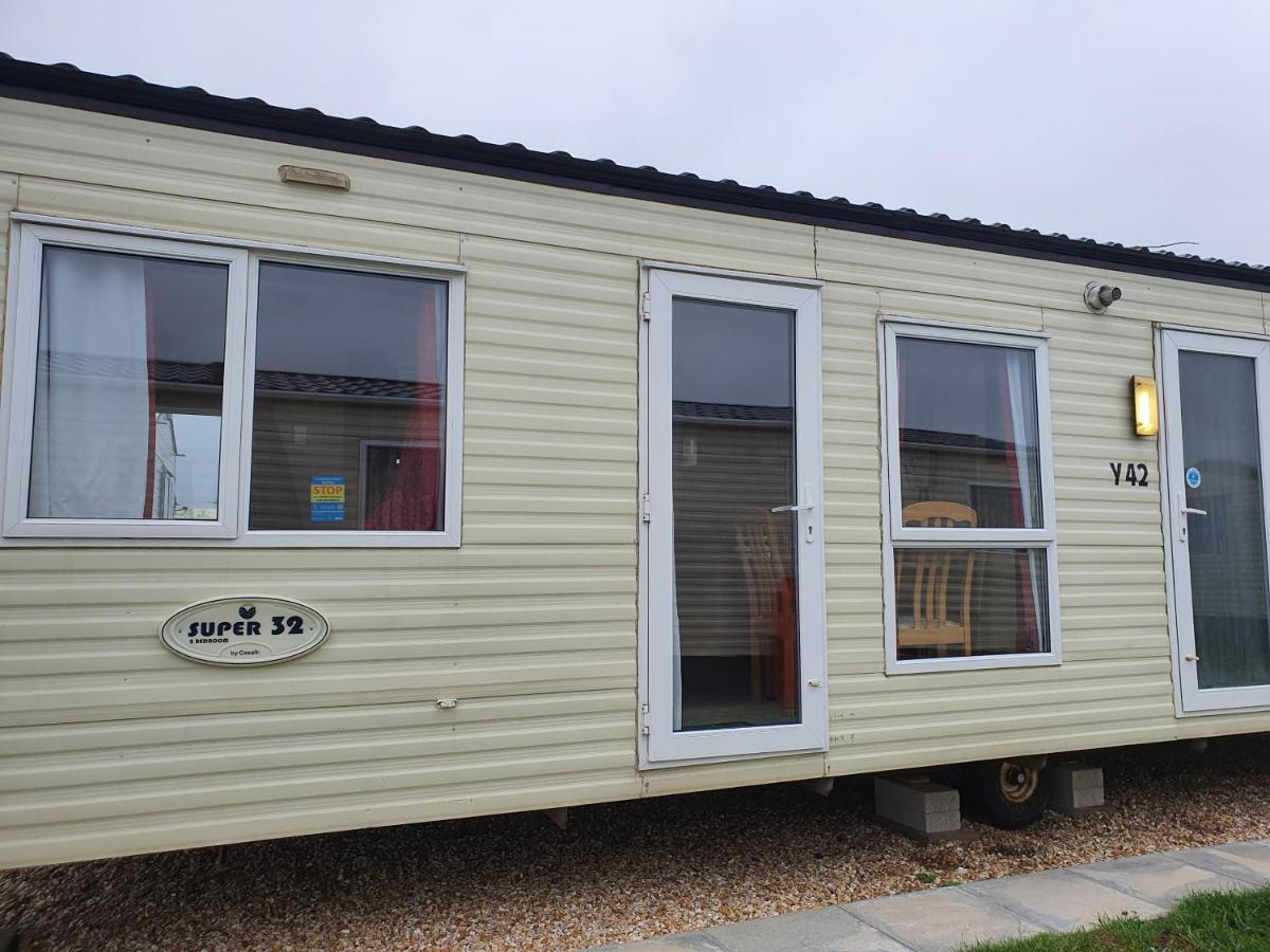6 Berth Caravan The Grange Ingoldmells Skegness Exterior photo